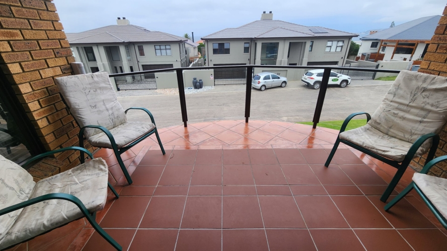 7 Bedroom Property for Sale in Bayview Western Cape